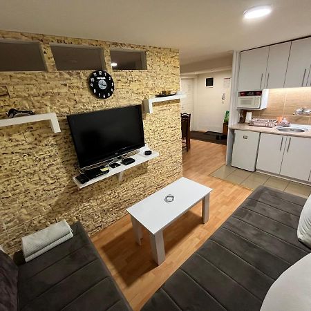 Apartament Carapan Kruševac Zewnętrze zdjęcie