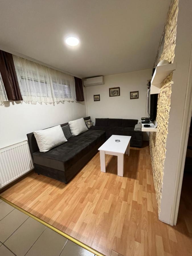 Apartament Carapan Kruševac Zewnętrze zdjęcie