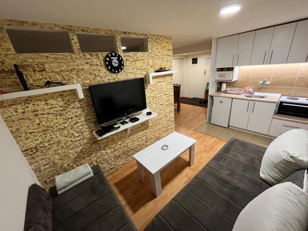 Apartament Carapan Kruševac Zewnętrze zdjęcie