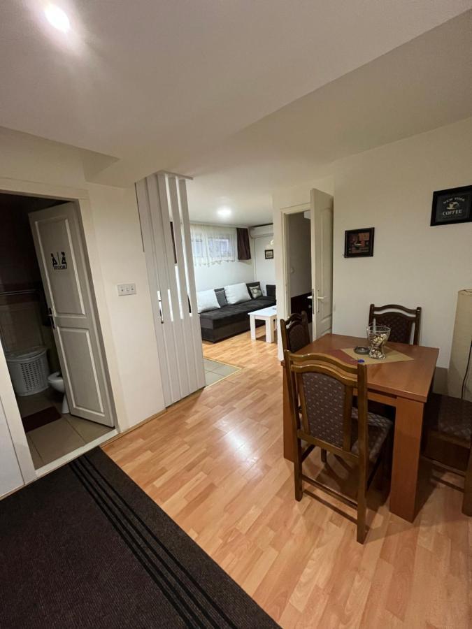 Apartament Carapan Kruševac Zewnętrze zdjęcie
